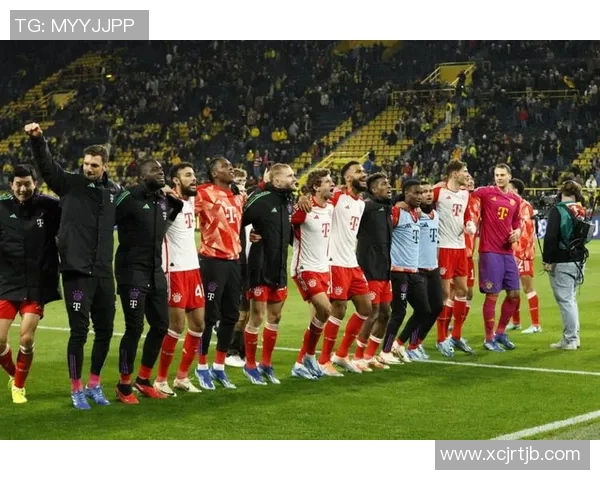 德甲联赛争霸：拜仁慕尼黑稳居榜首，多特蒙德紧随其后