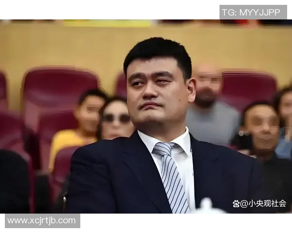 贝尔与姚明携手合作,共同推动警察职业形象提升与社会责任感增强 贝尔与姚明携手合作,共同推动警察职业形象提升与社会责任感增强